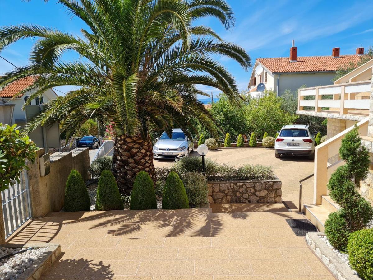 Apartments With A Parking Space Lun, Pag - 4062 ลุน ภายนอก รูปภาพ