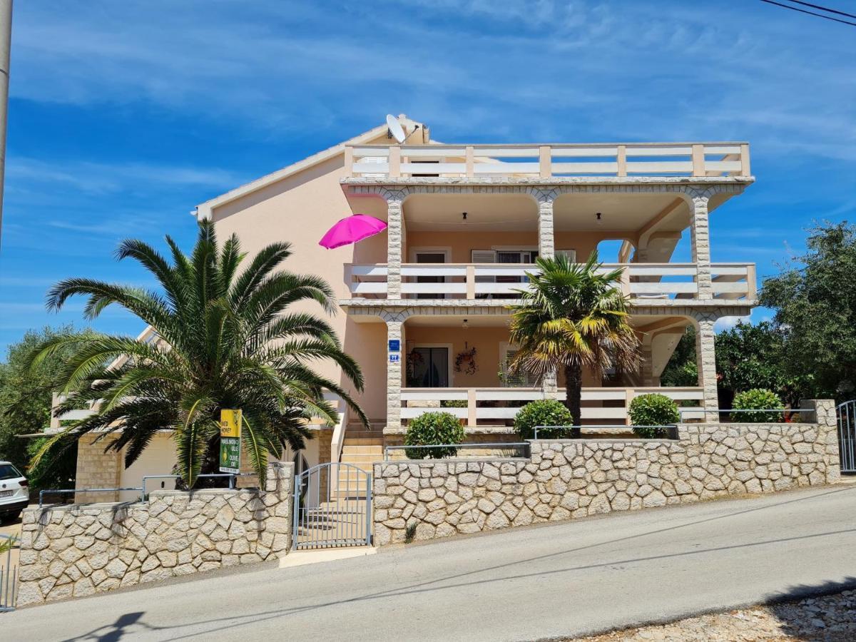 Apartments With A Parking Space Lun, Pag - 4062 ลุน ภายนอก รูปภาพ